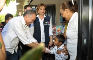 alcalde y ministra de Educacion maria Fernanda Campo