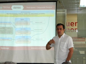 Juan Carlos Vargas funcionario delegado del Ministerio del Trabajo