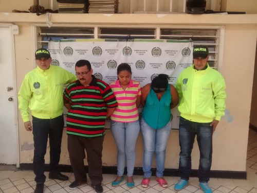 Policía capturó a tres personas e incautó 400 gramos de&nbsp;cocaína