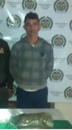  Joven a la cárcel por llevar estupefacientes&nbsp;“enmochilados”