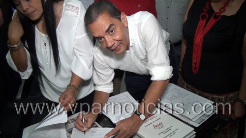 Arturo Calderón, candidato a la gobernación del Cesar,  le apunta a una revolución&nbsp;educativa