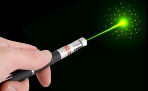apuntadores-láser-2-300x184