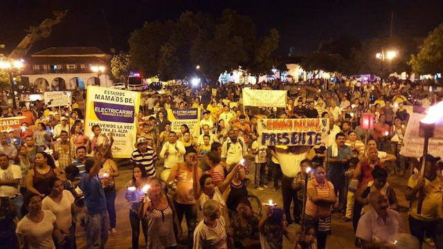 MARCHA DE ANTORCHAS CONTRA ELECTRICARIBE