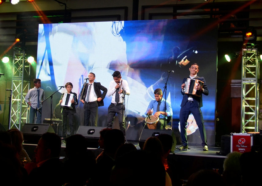 duelo-de-reyes-vallenatos-infantil-y-juvenil-2016