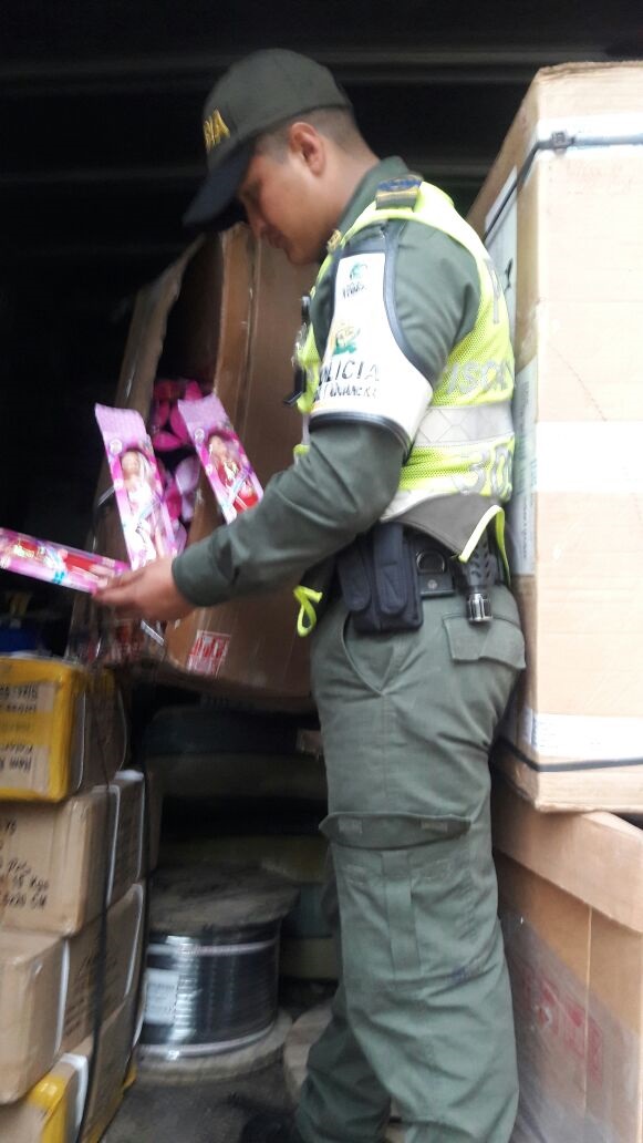 En operativo anti contrabando Policía incauta 1637&nbsp;muñecas
