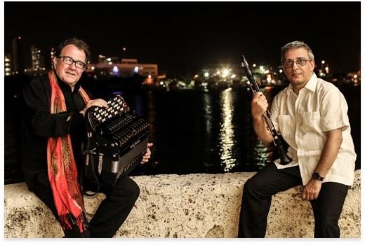 acordeonista-frances-richard-galliano-y-clarinetista-italiano-gabriele-mirabassi