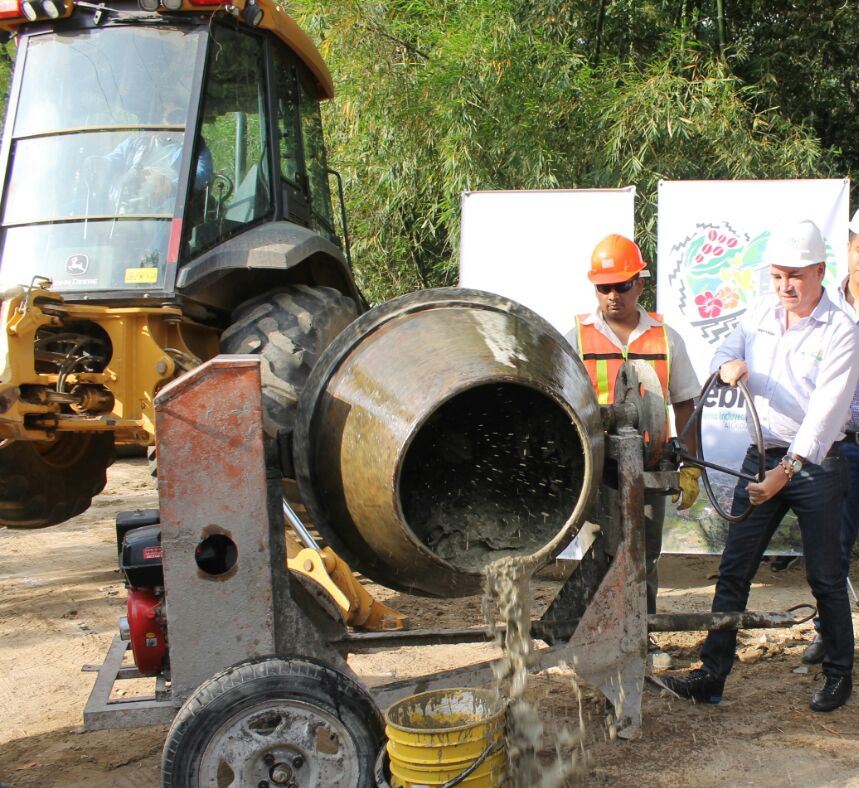 primera piedra via zanjon pueblo bello - copia