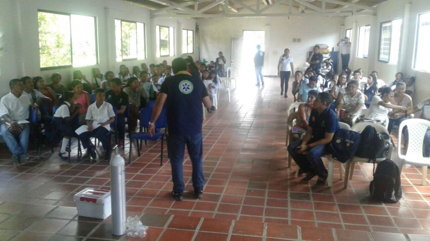  Kankuamos recibieron  equipos de primeros auxilios y capacitación sobre medidas de&nbsp;emergencia