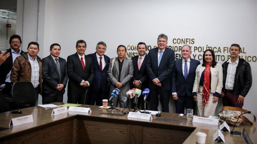 Ocad Paz aprobó 8 proyectos para mejoramiento de vías en 4&nbsp;departamentos