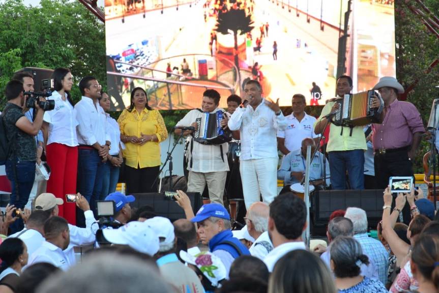 PHOTO-2018-06-08-06-18-29