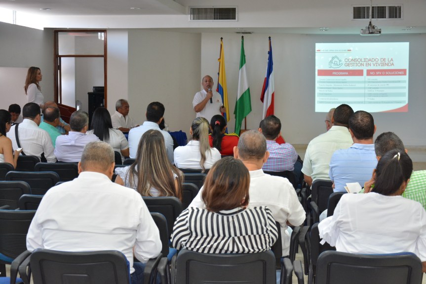 RUEDA DE PRENSA BALNCE DIRECTOR (14)