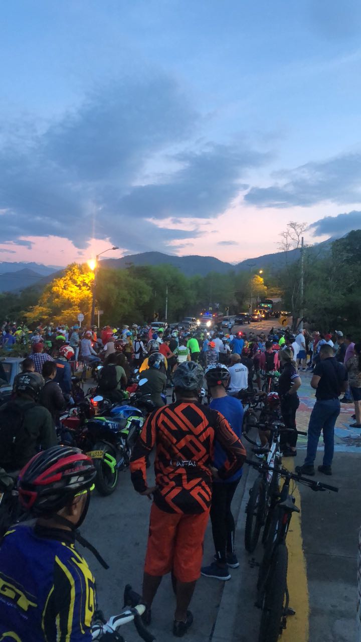 ciclistas protestan y claman por seguridad en vias