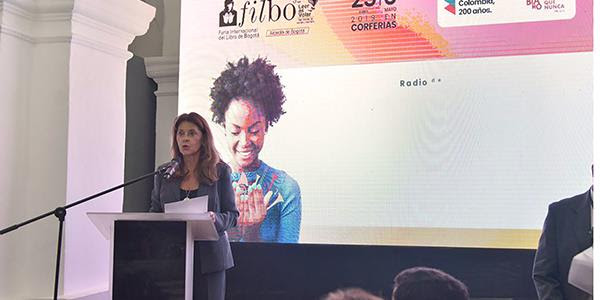 Una invitación a leernos como colombianos hizo la Vicepresidenta en el lanzamiento de la Feria del Libro de&nbsp;Bogotá