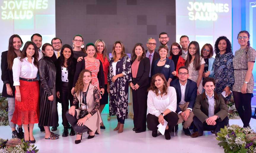 Primera Dama de la Nación exalta labor de jóvenes científicos y transformadores de realidades en&nbsp;salud