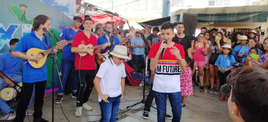 1er Rey Infantil de la Piqueria del Festival Vallenato mostró su talento en&nbsp;México
