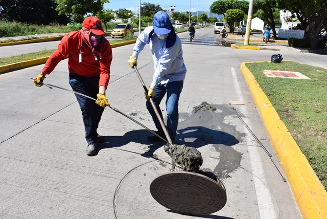 Mal uso de redes húmedas empeora la situación de rebosamiento de&nbsp;manjoles