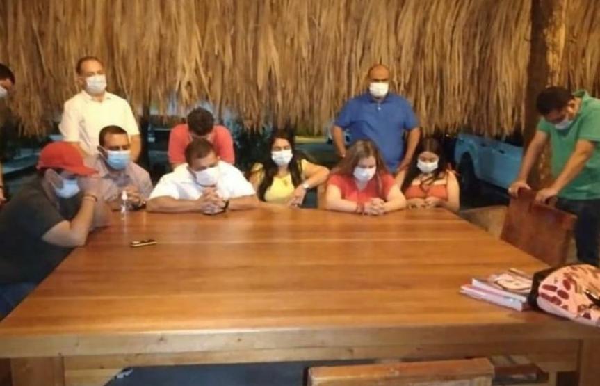 Unidos en cantos y oraciones por la salud de Jorge&nbsp;Oñate