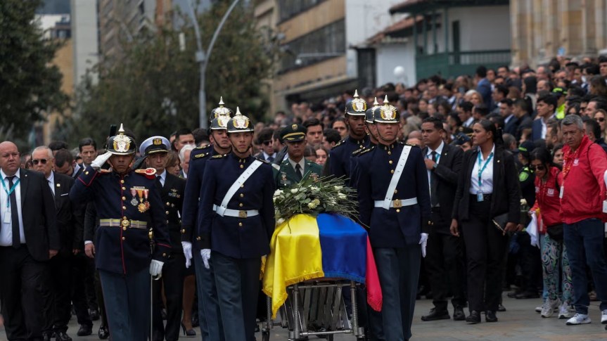 El adiós al senador vilmente&nbsp;inmolado